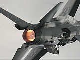 Avion 05