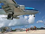Avion 08