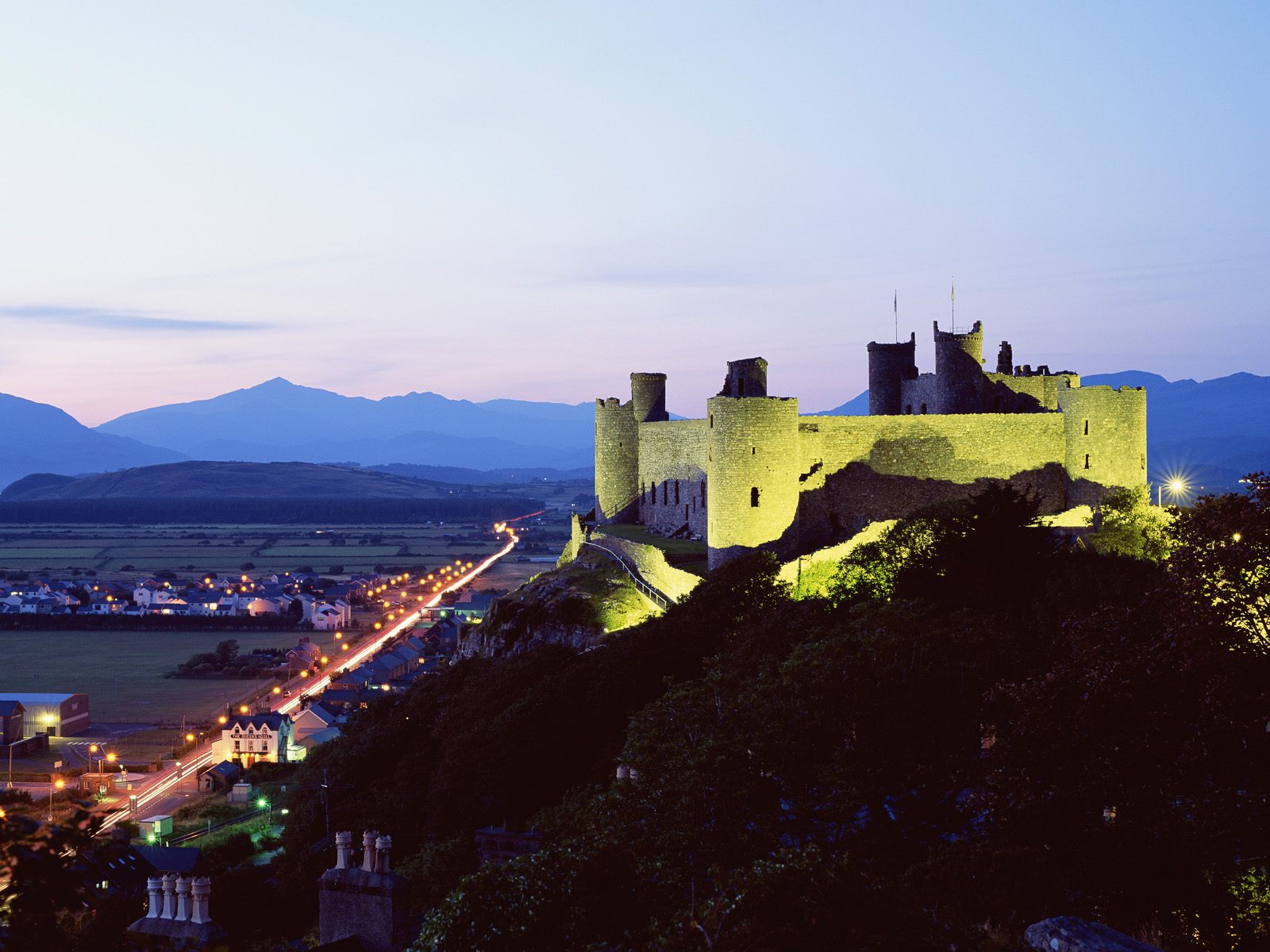 Harlech Castle, Gwynedd, Wales, United Kingdom.jpg